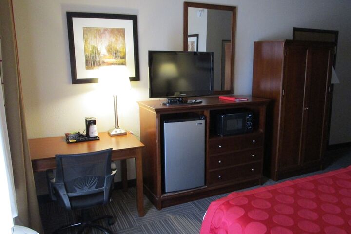 Room 43 of 76