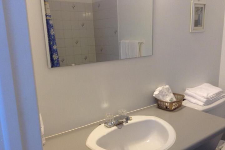 Room 6 of 31