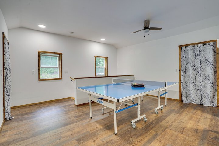 Secluded Marathon Hideaway w / Fire Pit + Views!