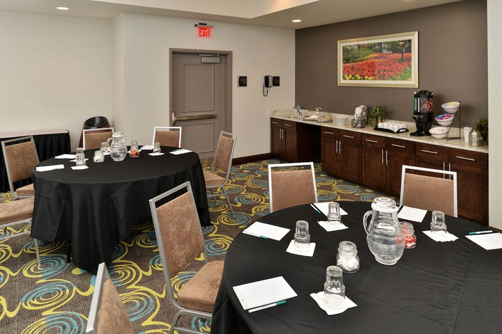 Ballroom/Hall 54 of 61