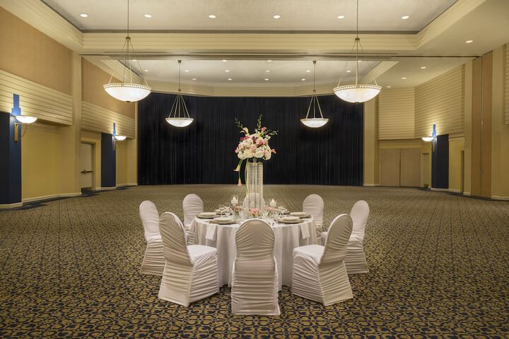 Ballroom/Hall 37 of 42
