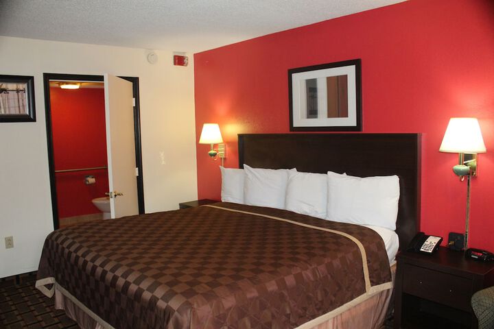 Room 14 of 51