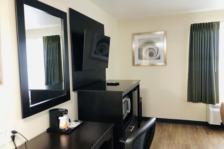 Quality Inn & Suites Lake Charles South
