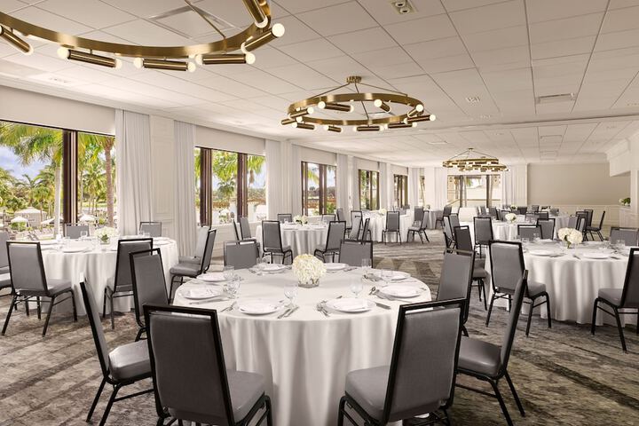 Ballroom/Hall 44 of 54