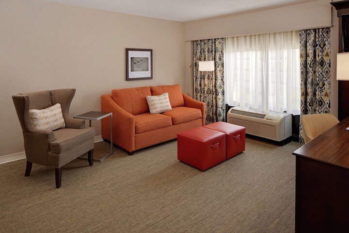 Room 15 of 38