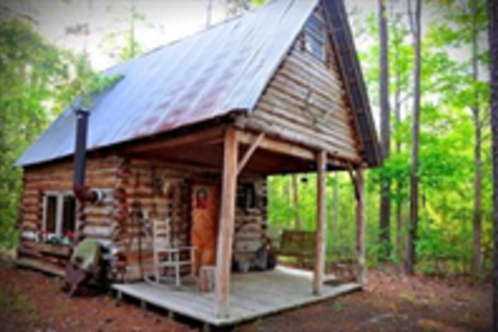 TEXAS FOREST COUNTRY RETREAT