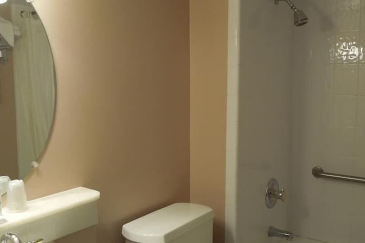Room 29 of 35