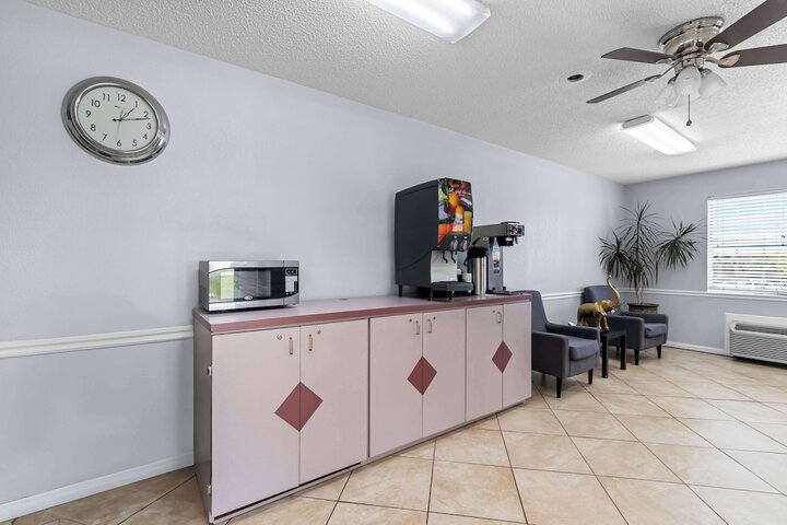 Americas Best Value Inn Athens TN