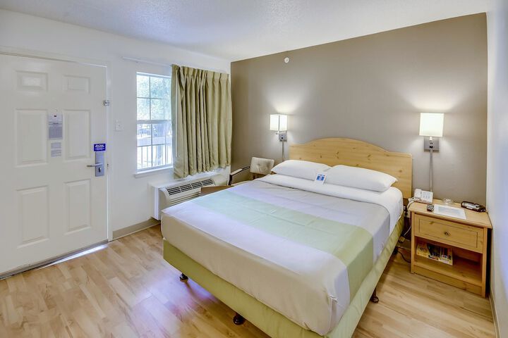 Room 20 of 35