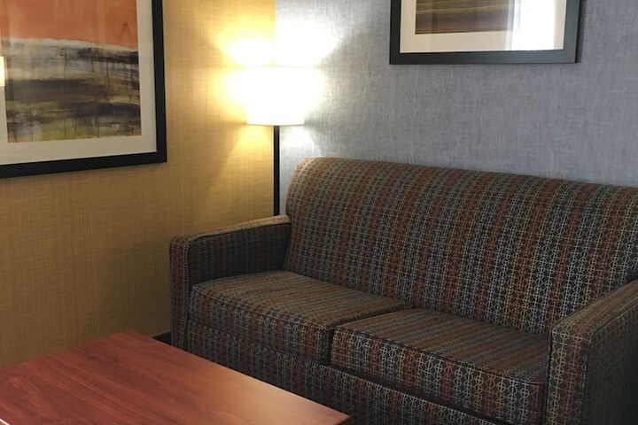 Room 29 of 40