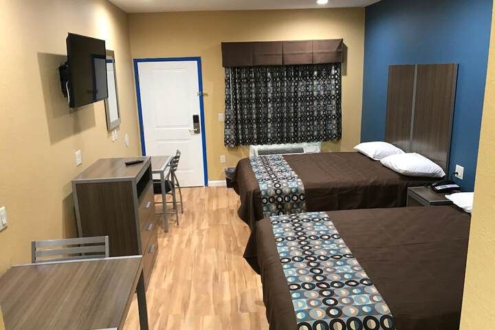 Room 30 of 42