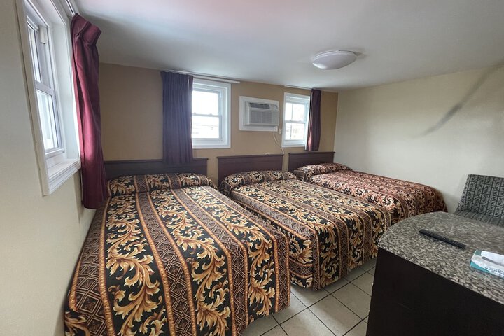 Room 104 of 135