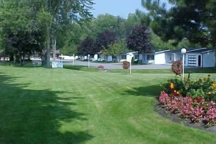 Property Grounds 12 of 15