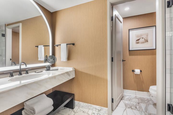 Omni Las Colinas Hotel
