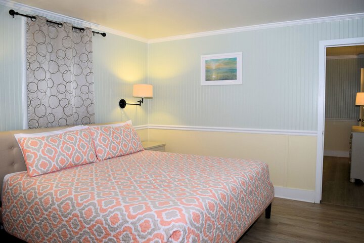 Room 141 of 309