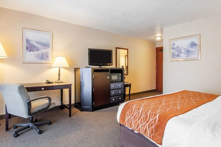 Comfort Inn & Suites Lincoln City