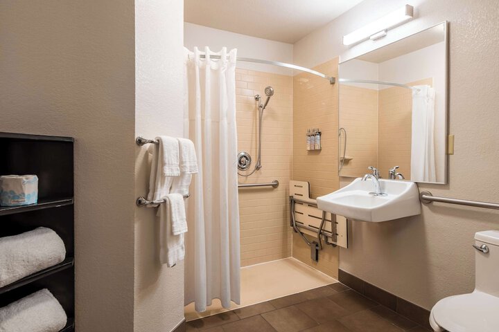 Sonesta Simply Suites Dallas Richardson