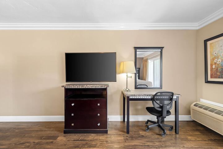 Quality Inn & Suites Santa Maria