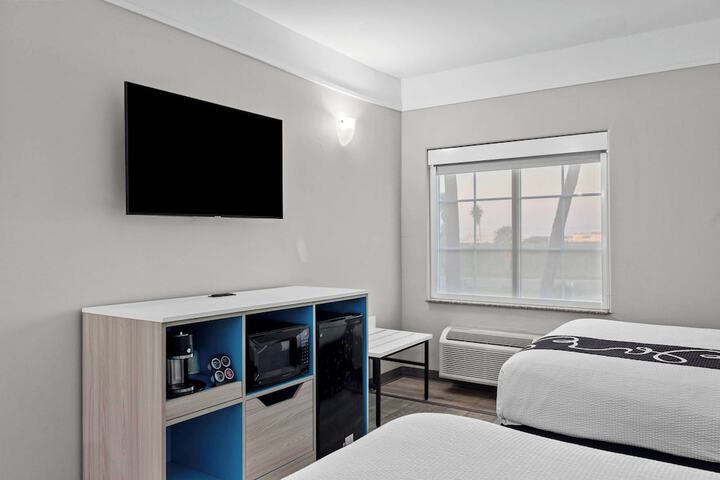 Room 41 of 115