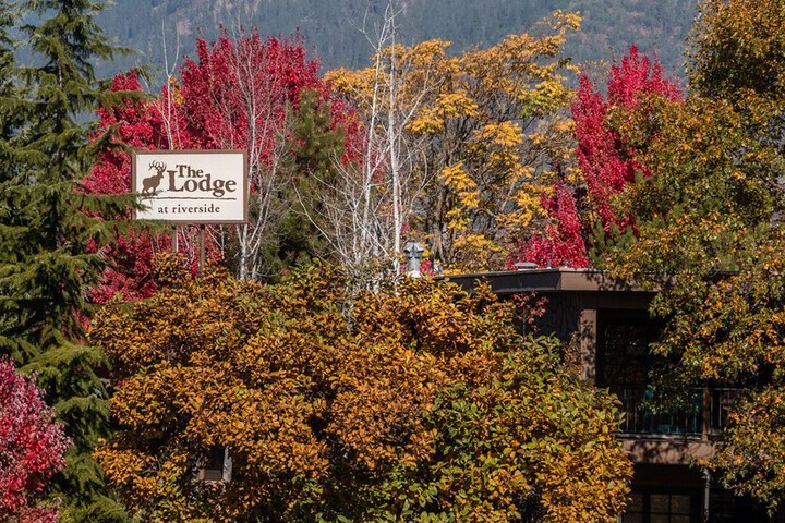 The Lodge at Riverside