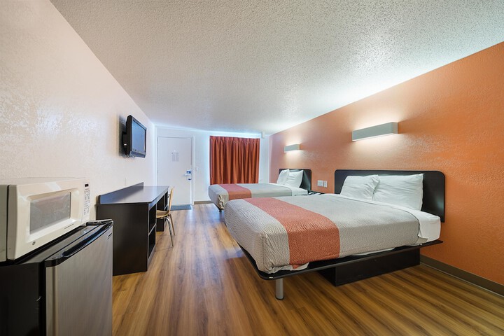 Room 15 of 20