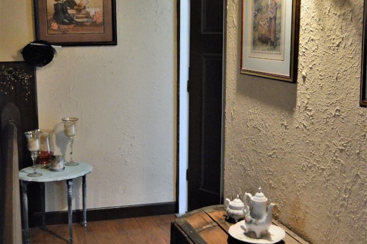 Room 21 of 45
