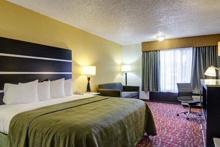 Room 16 of 31
