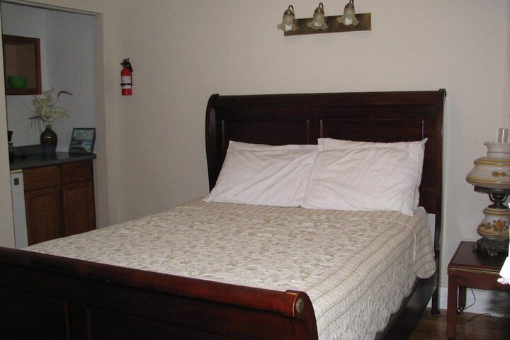 Room 11 of 20