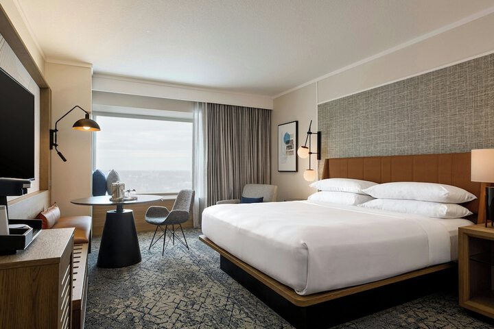 Sheraton Grand Sacramento Hotel