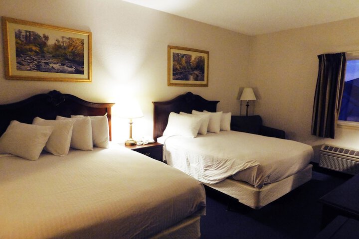 Room 12 of 16
