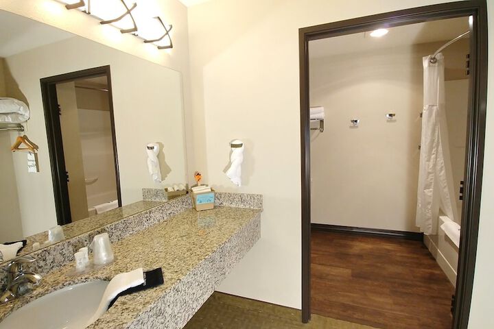 Room 51 of 71