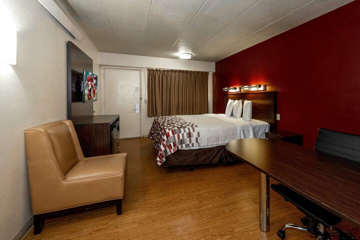 Room 24 of 25
