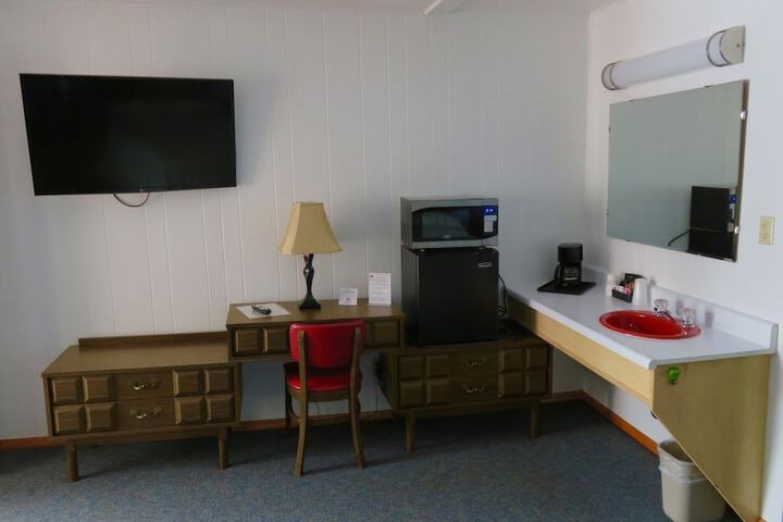 Room 50 of 70