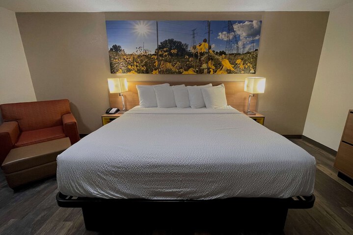 Room 22 of 28