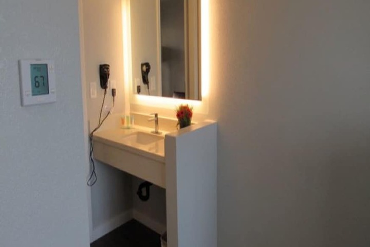 Room 55 of 61