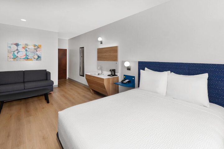 Microtel Inn & Suites by Wyndham Baton Rouge Airport