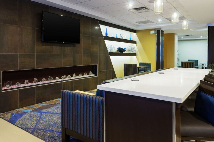 Holiday Inn Express & Suites Midland Loop 250 by IHG
