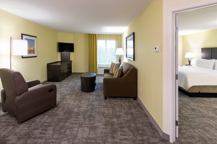 Room 20 of 37