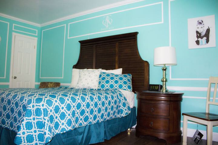 Travel Inn & Suites