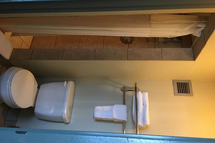 Room 44 of 57