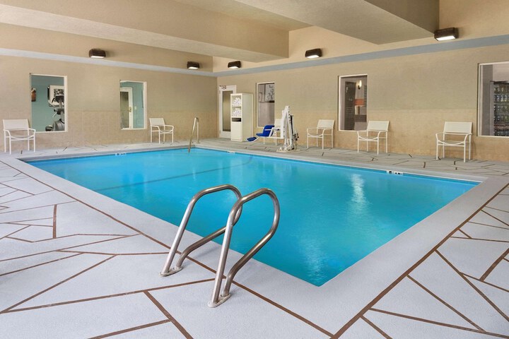 Pool 2 of 21
