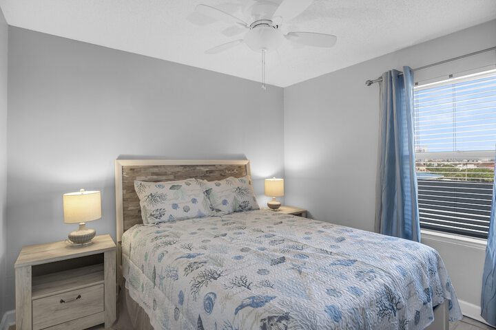 Room 104 of 173