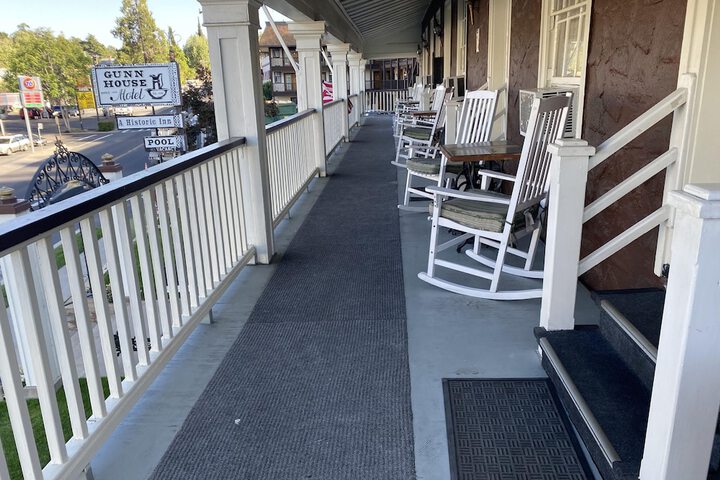 Gunn House Hotel