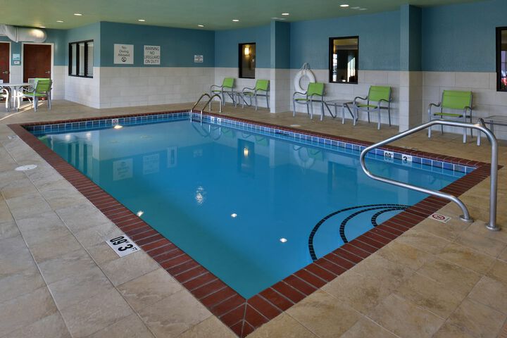 Pool 6 of 40