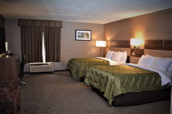 Room 15 of 25