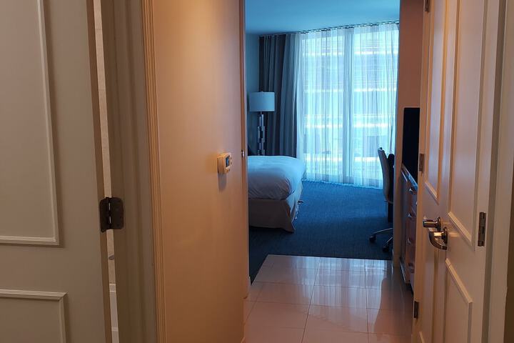 Room 16 of 44