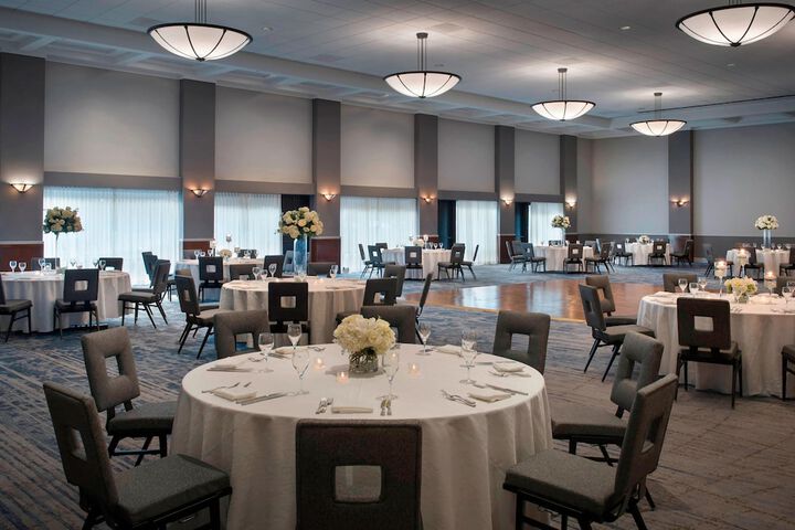 Ballroom/Hall 40 of 50