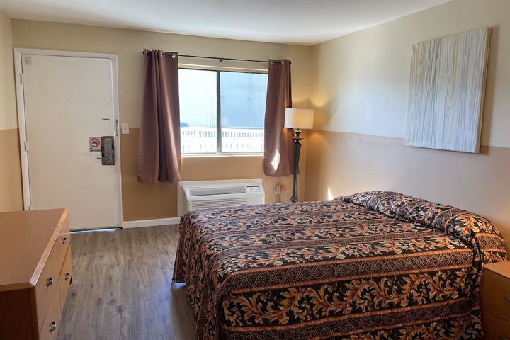 Room 41 of 44
