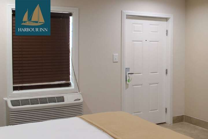 Room 18 of 29