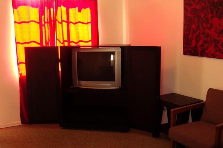 Room 28 of 38